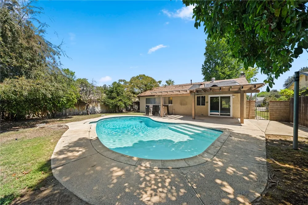 1333 Hunter Redlands, CA 92374