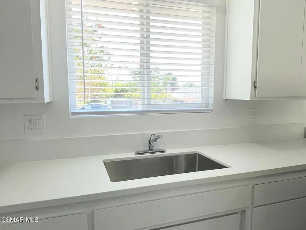 1447 Alexander Street Simi Valley, CA 93065