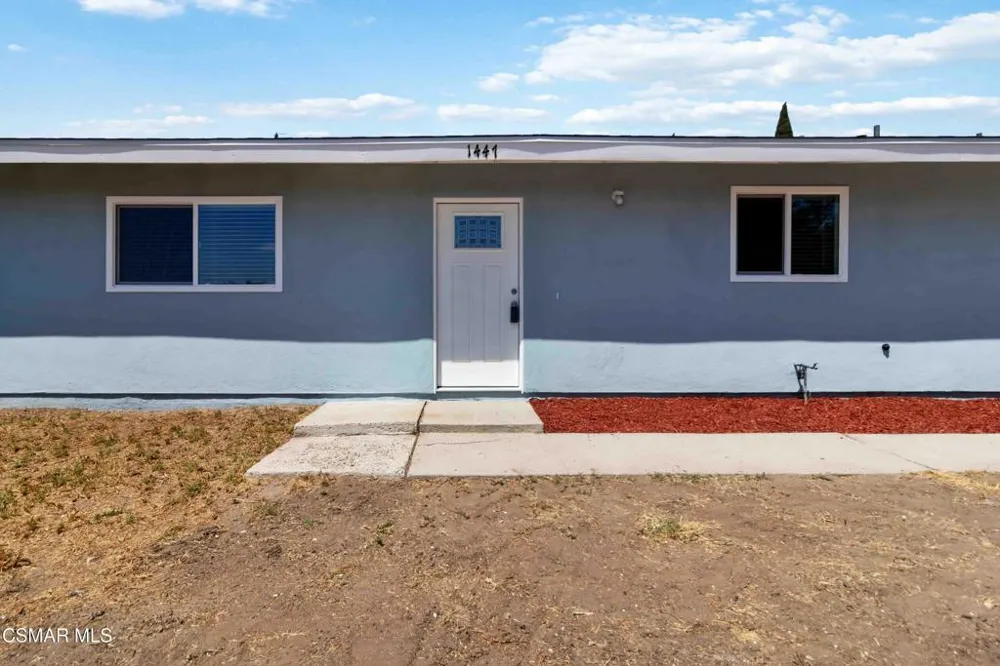 1447 Alexander Street Simi Valley, CA 93065