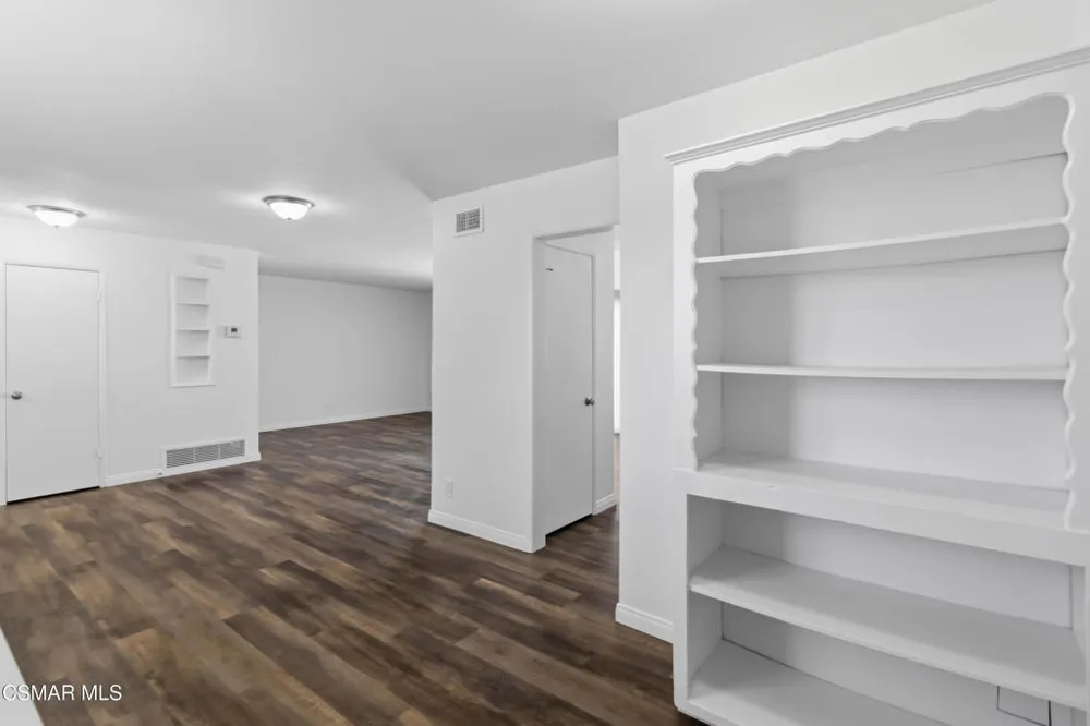 1447 Alexander Street Simi Valley, CA 93065