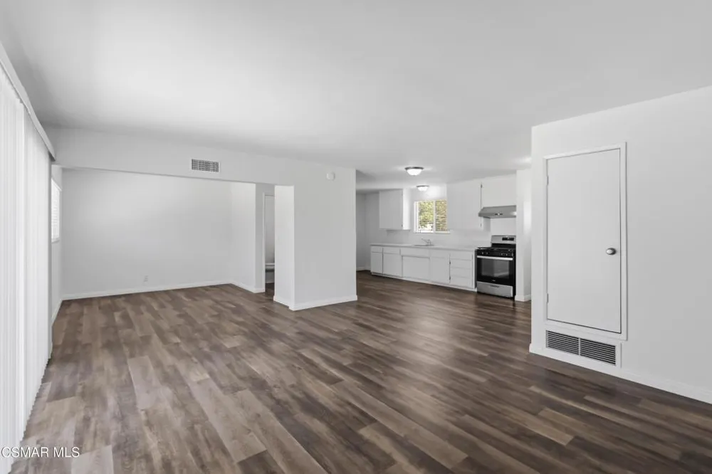 1447 Alexander Street Simi Valley, CA 93065