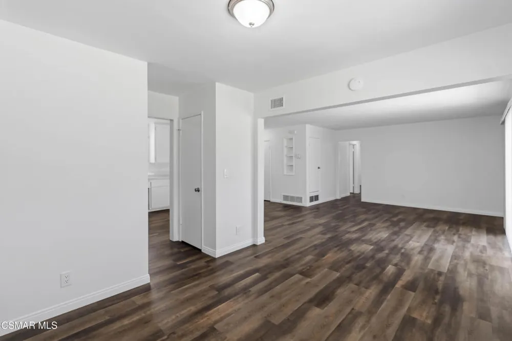1447 Alexander Street Simi Valley, CA 93065