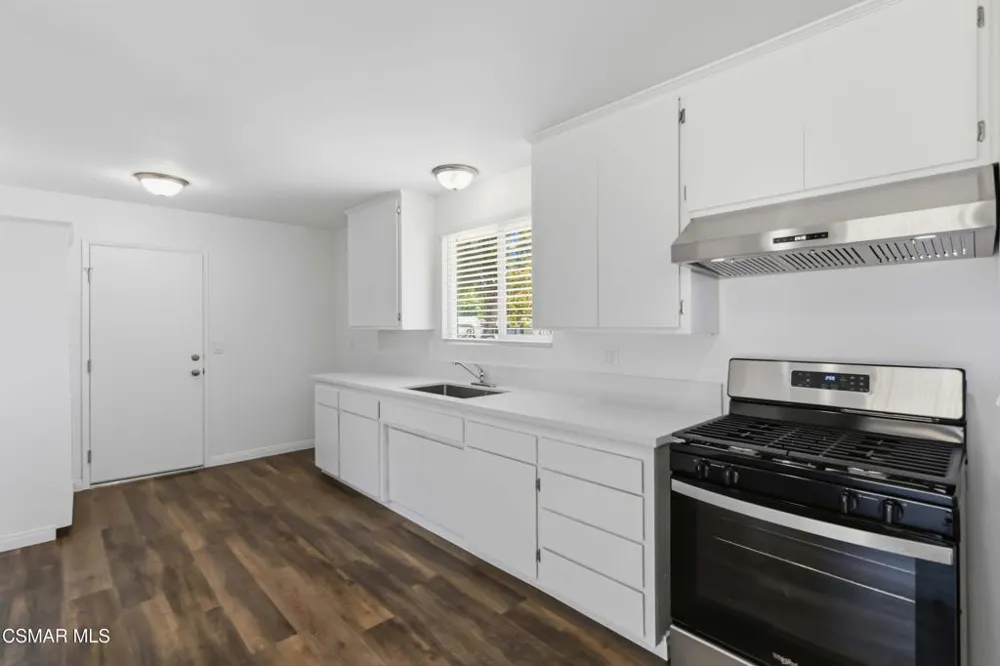 1447 Alexander Street Simi Valley, CA 93065