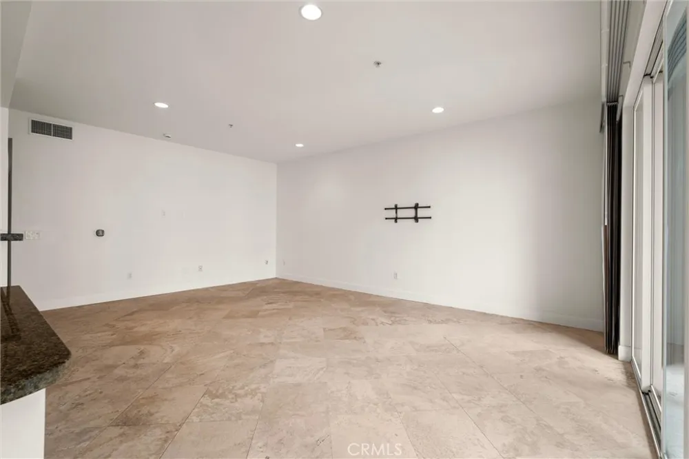 300 E 4th Street #201 Long Beach, CA 90802