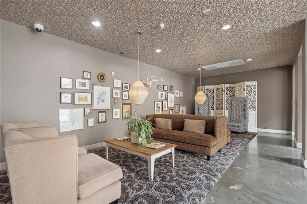 300 E 4th Street #201 Long Beach, CA 90802