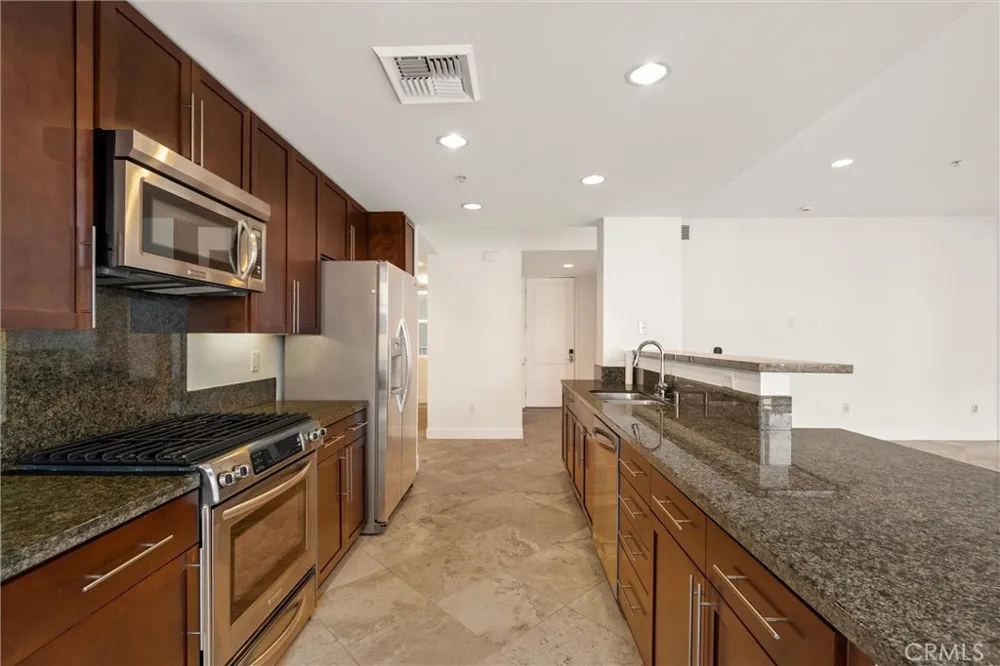 300 E 4th Street #201 Long Beach, CA 90802