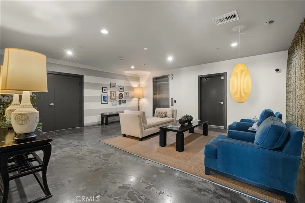 300 E 4th Street #201 Long Beach, CA 90802