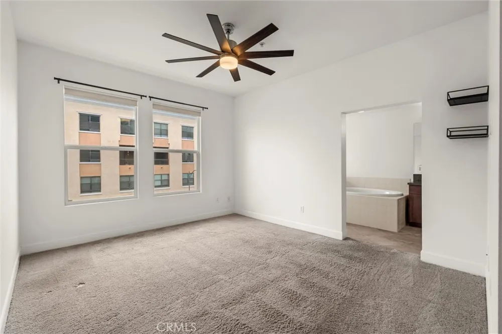 300 E 4th Street #201 Long Beach, CA 90802