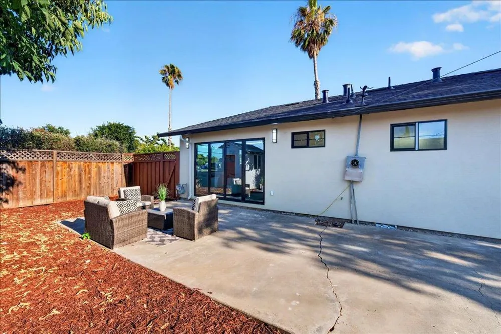 3565 New Jersey Avenue San Jose, CA 95124