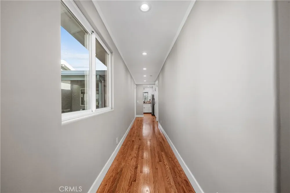 4582 Howard Avenue Los Alamitos, CA 90720