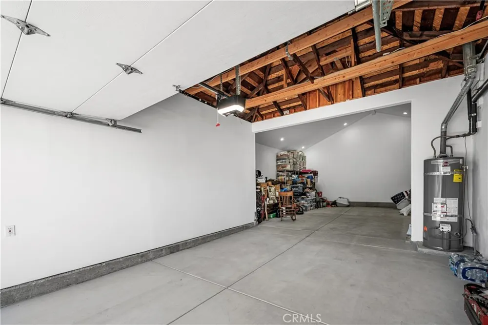 4582 Howard Avenue Los Alamitos, CA 90720