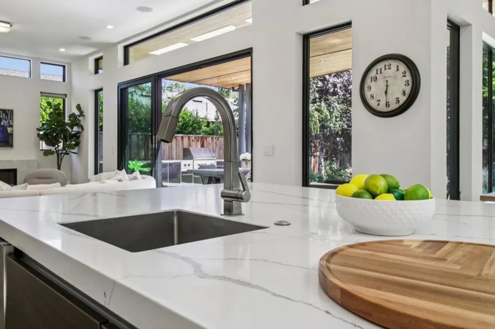 2280 Saint Francis Drive Palo Alto, CA 94303