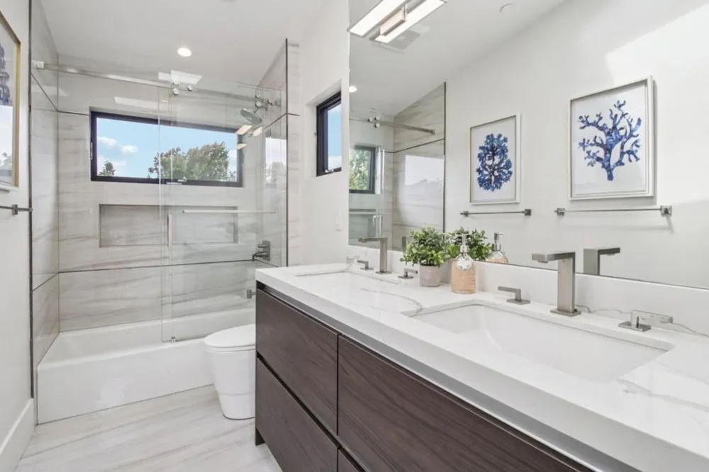 2280 Saint Francis Drive Palo Alto, CA 94303