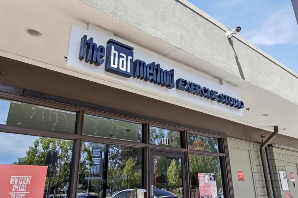 2280 Saint Francis Drive Palo Alto, CA 94303