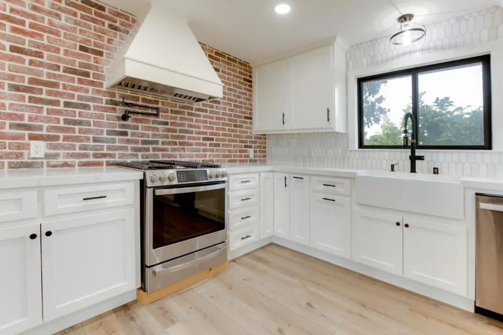 1667 Santa Ana Road Hollister, CA 95023