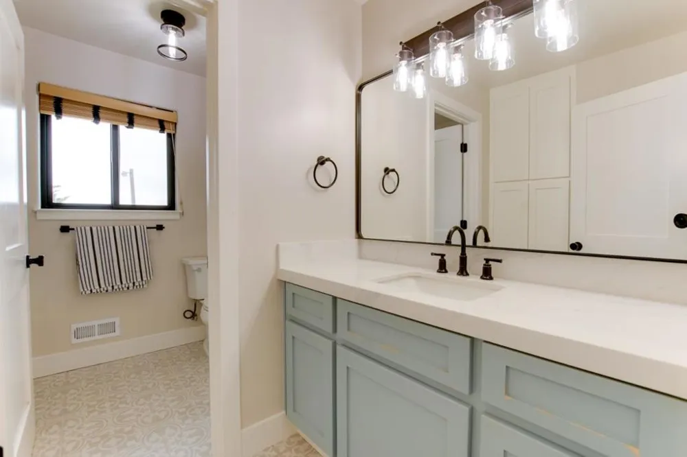 1667 Santa Ana Road Hollister, CA 95023