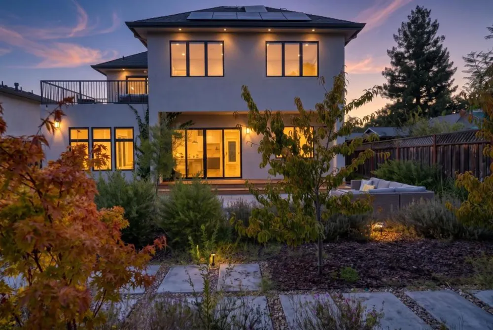 15218 Stratford Drive San Jose, CA 95124