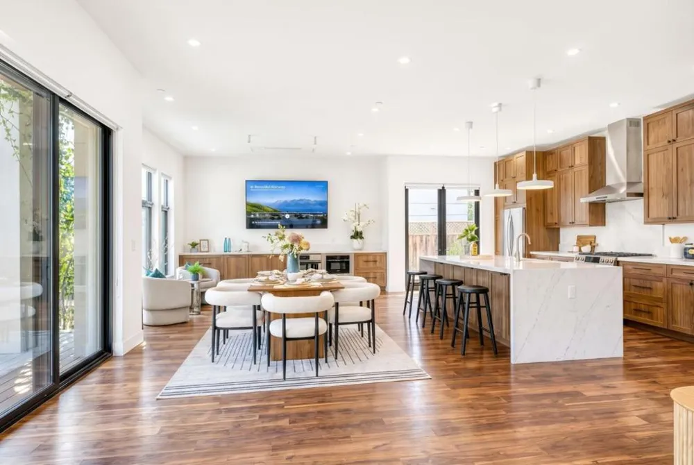 15218 Stratford Drive San Jose, CA 95124