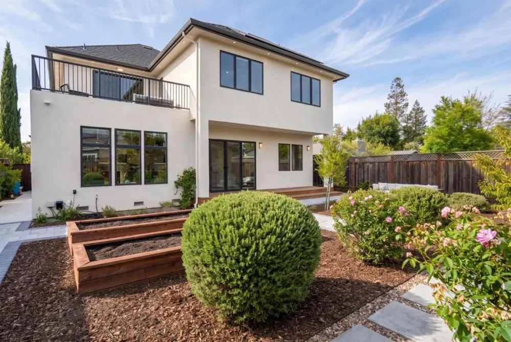 15218 Stratford Drive San Jose, CA 95124