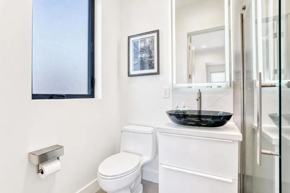 15218 Stratford Drive San Jose, CA 95124