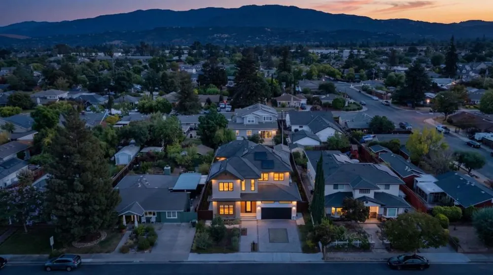 15218 Stratford Drive San Jose, CA 95124