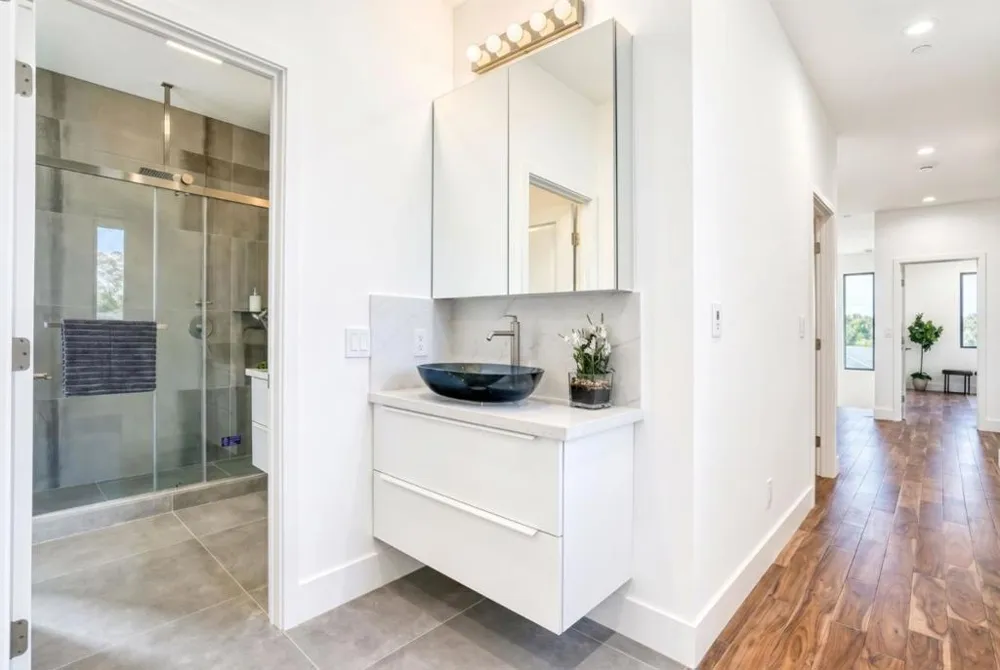 15218 Stratford Drive San Jose, CA 95124