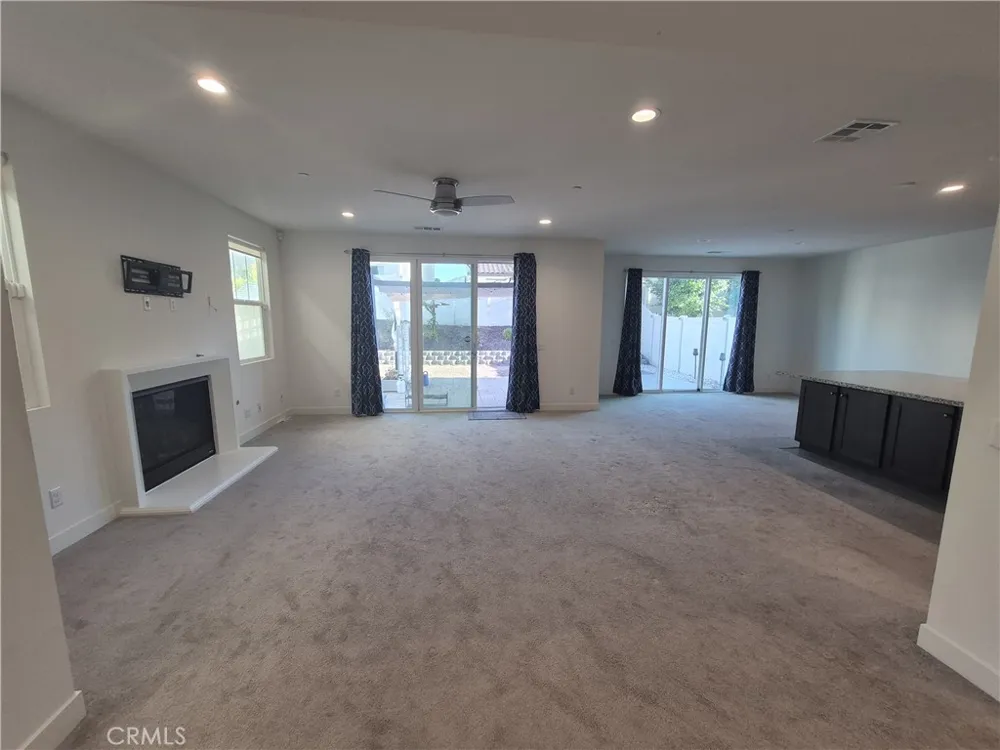 38565 Fairfield heights Murrieta, CA 92563