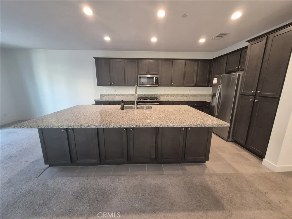 38565 Fairfield heights Murrieta, CA 92563