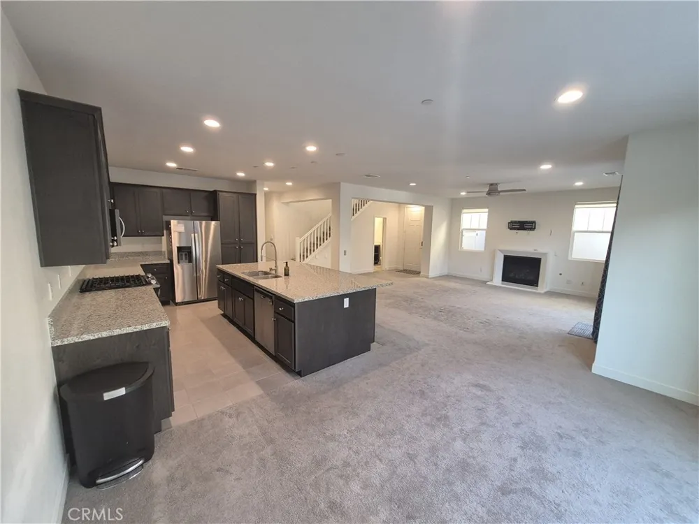 38565 Fairfield heights Murrieta, CA 92563