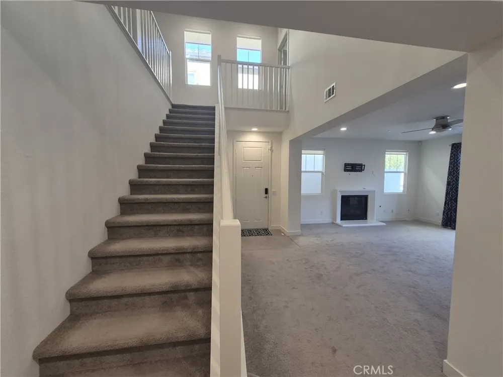 38565 Fairfield heights Murrieta, CA 92563