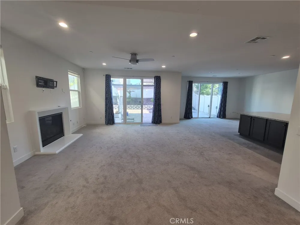 38565 Fairfield heights Murrieta, CA 92563