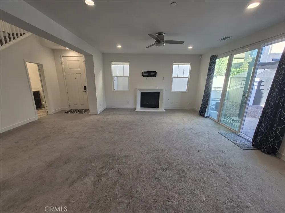 38565 Fairfield heights Murrieta, CA 92563