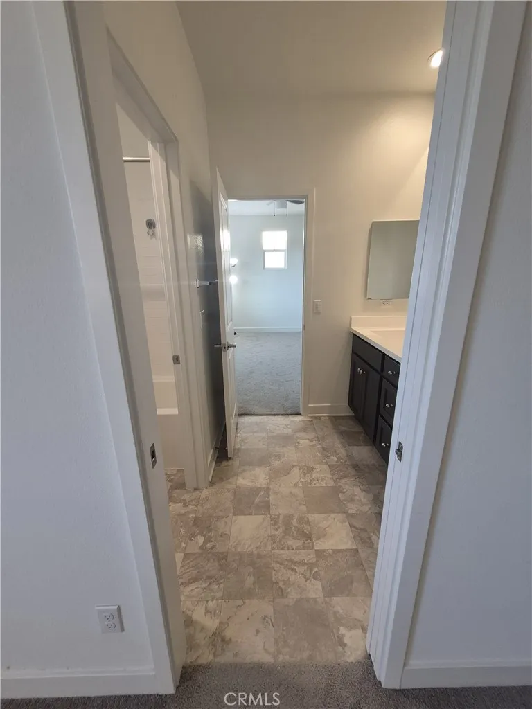 38565 Fairfield heights Murrieta, CA 92563