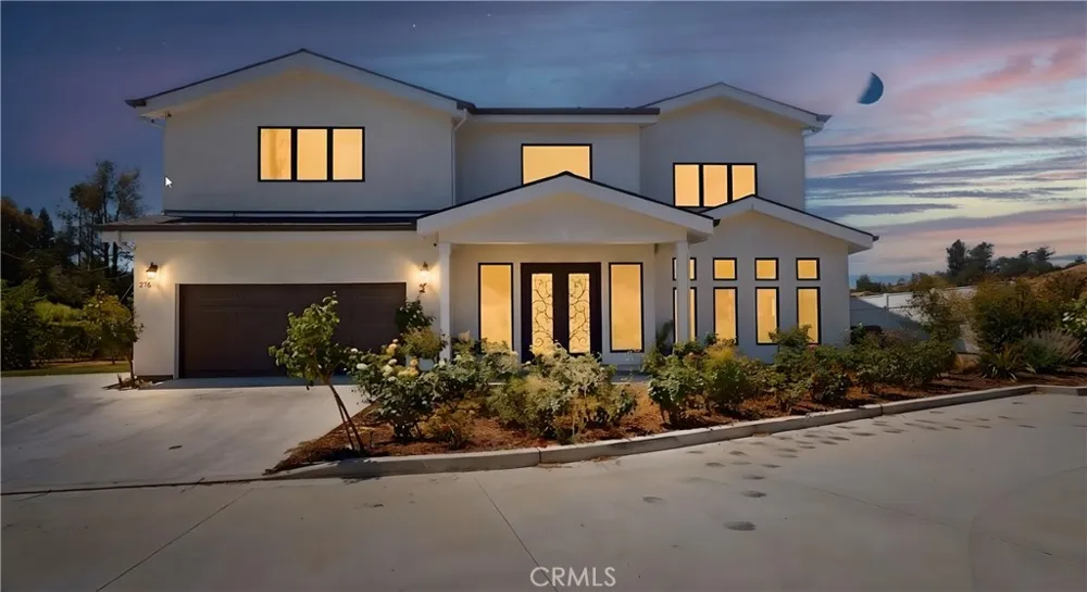 276 Capri Simi Valley, CA 93065