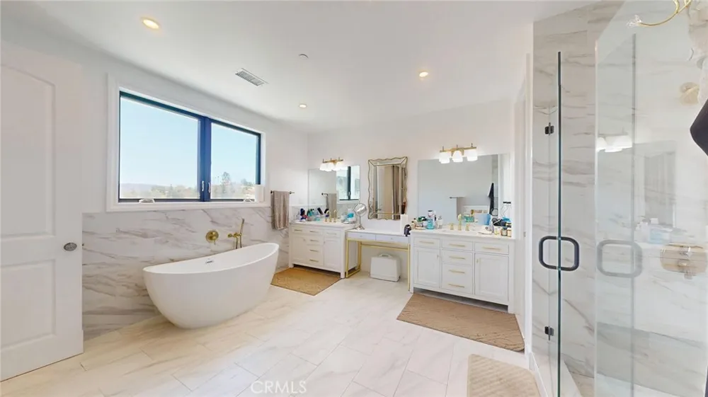 276 Capri Simi Valley, CA 93065