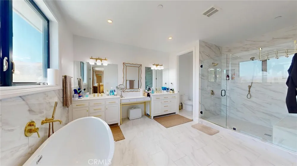 276 Capri Simi Valley, CA 93065