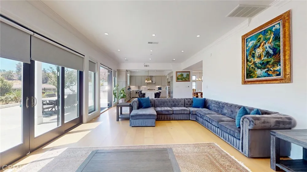 276 Capri Simi Valley, CA 93065