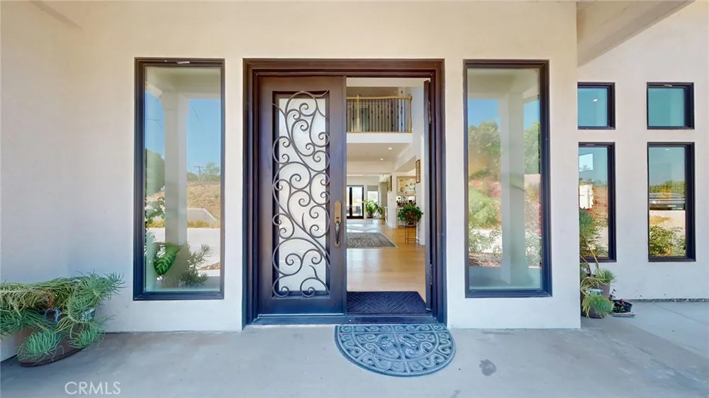 276 Capri Simi Valley, CA 93065