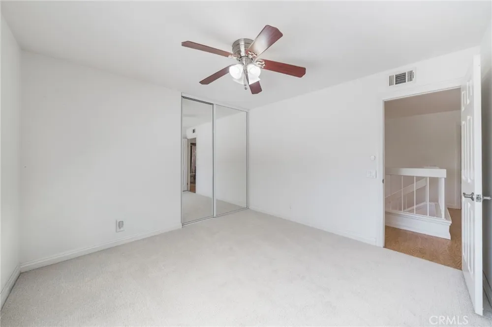 24592 Linda Flora Laguna Hills, CA 92653