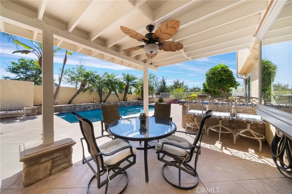 24592 Linda Flora Laguna Hills, CA 92653