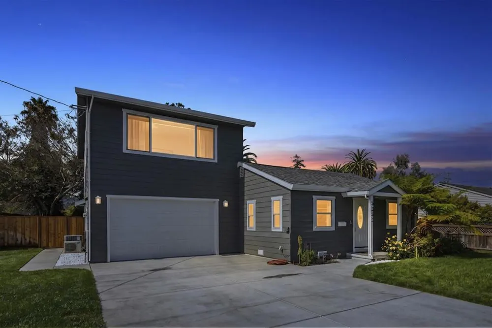 3242 Fair Oaks Avenue Redwood City, CA 94063