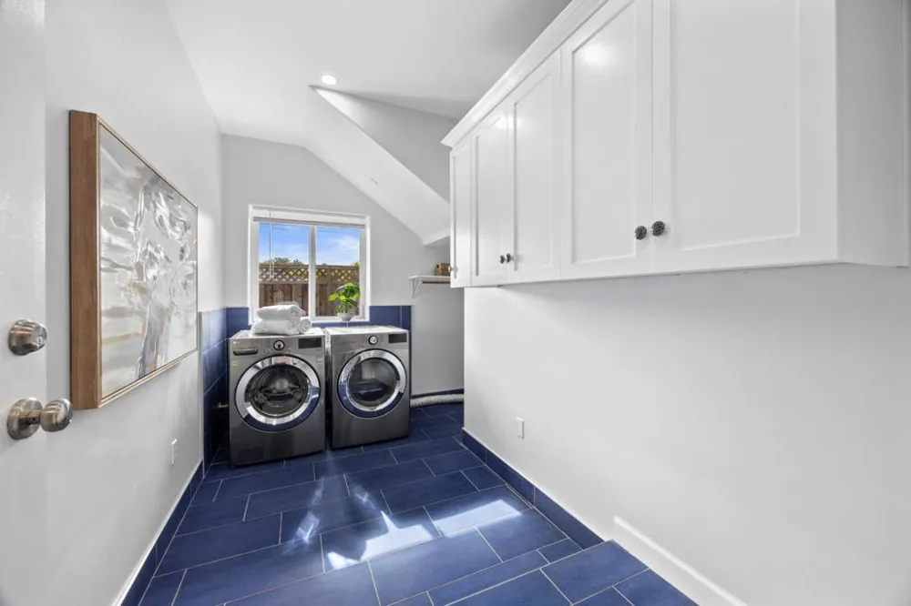 3242 Fair Oaks Avenue Redwood City, CA 94063