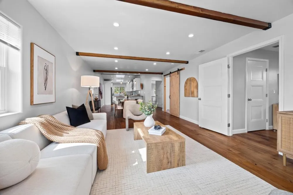 3242 Fair Oaks Avenue Redwood City, CA 94063