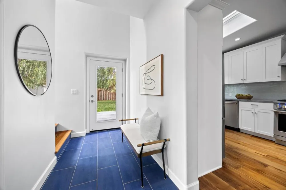 3242 Fair Oaks Avenue Redwood City, CA 94063