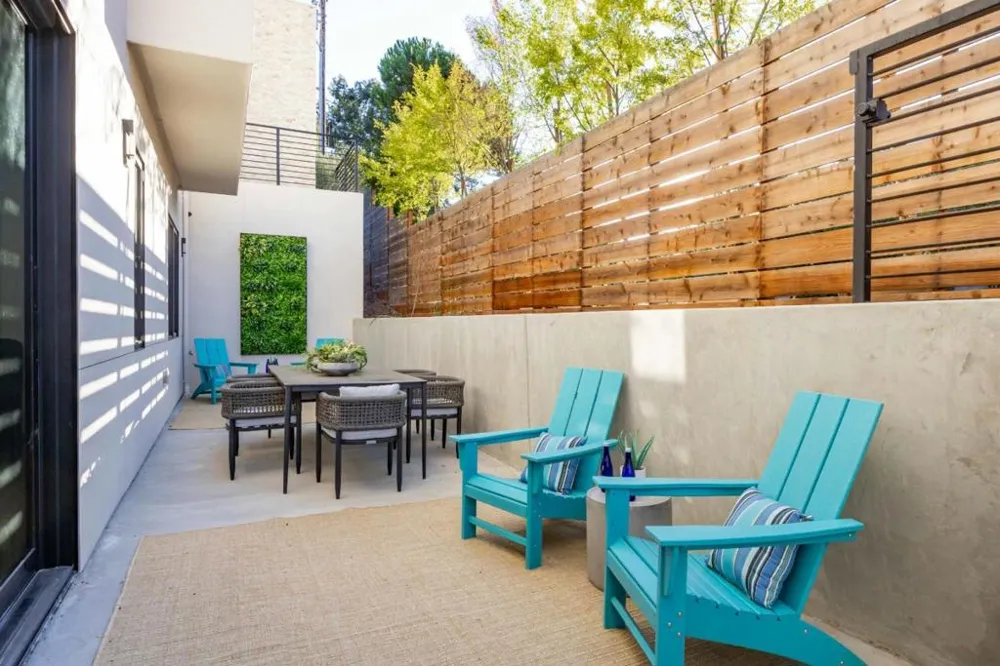1127 Hillslope Place Los Altos, CA 94024