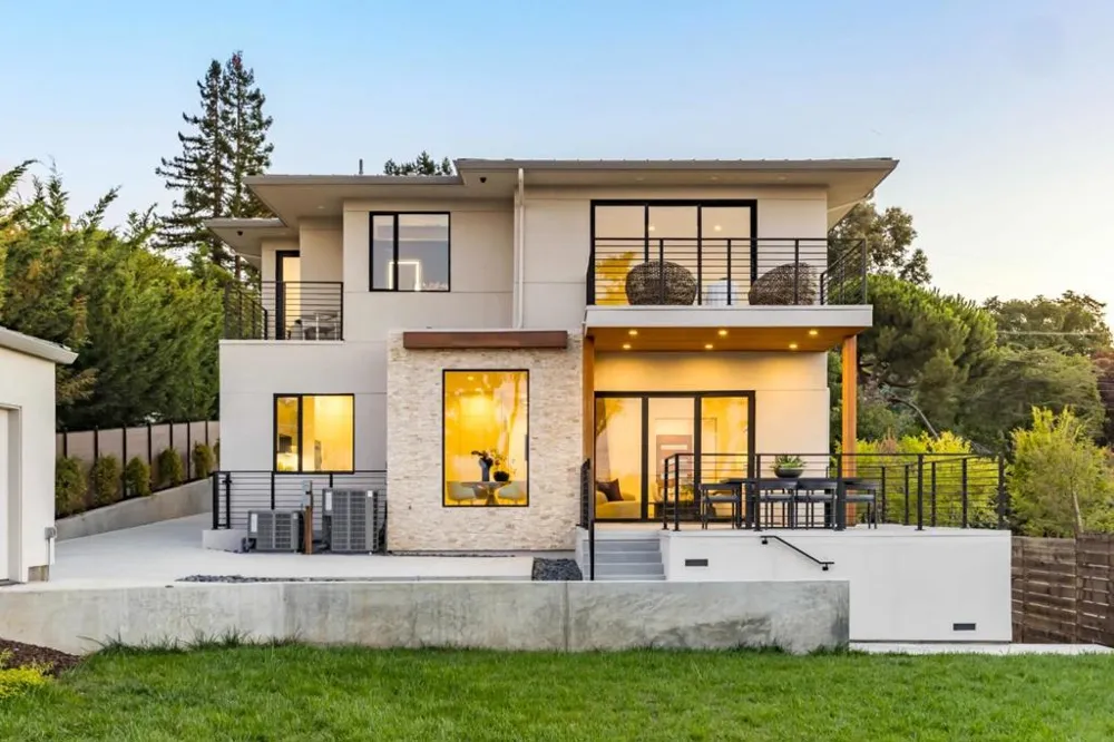 1127 Hillslope Place Los Altos, CA 94024