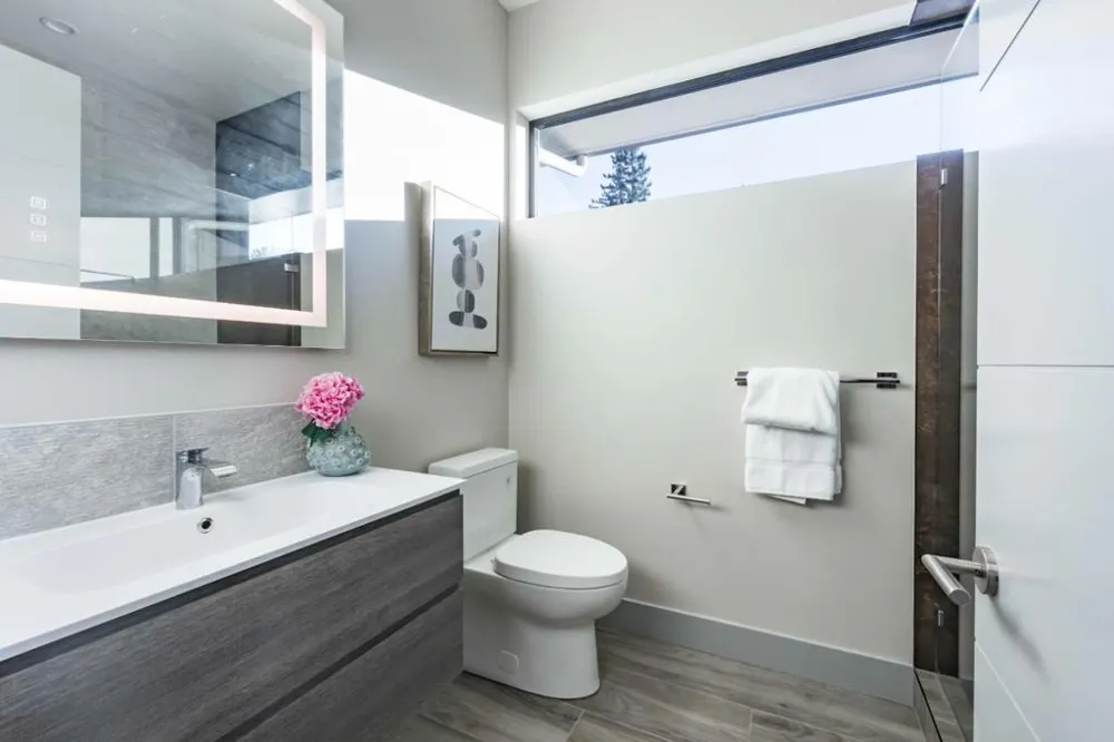 1127 Hillslope Place Los Altos, CA 94024