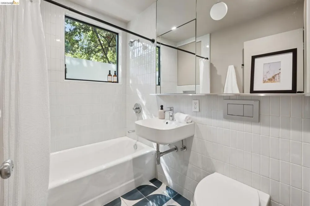 775 San Diego Rd Berkeley, CA 94707