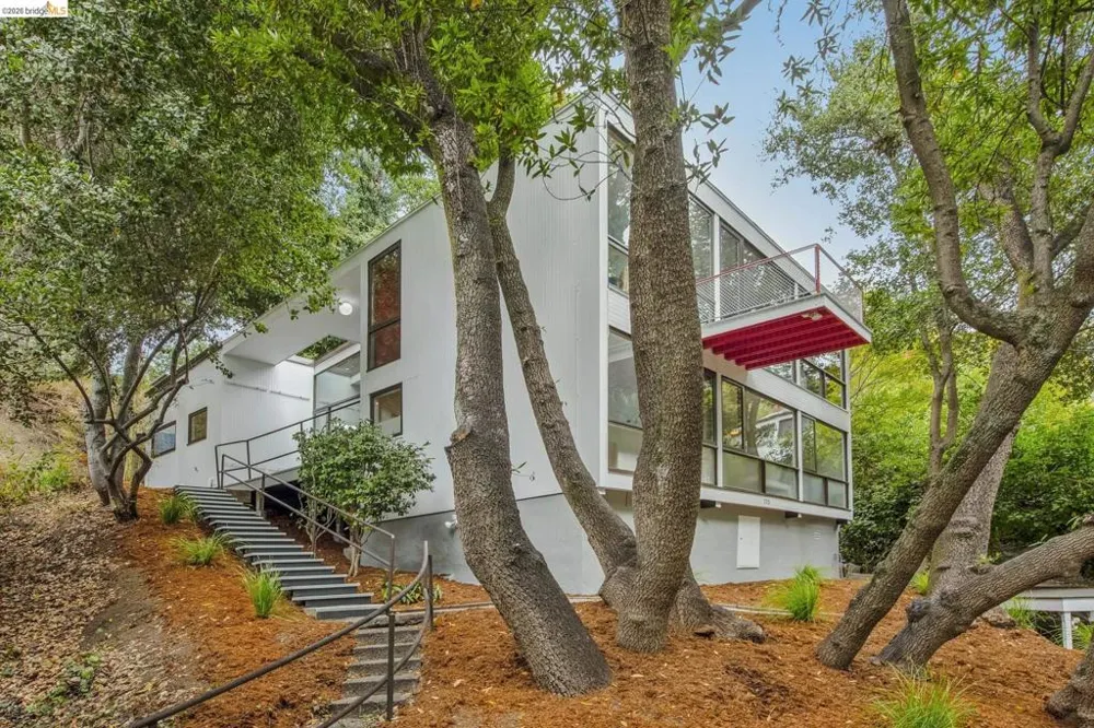 775 San Diego Rd Berkeley, CA 94707