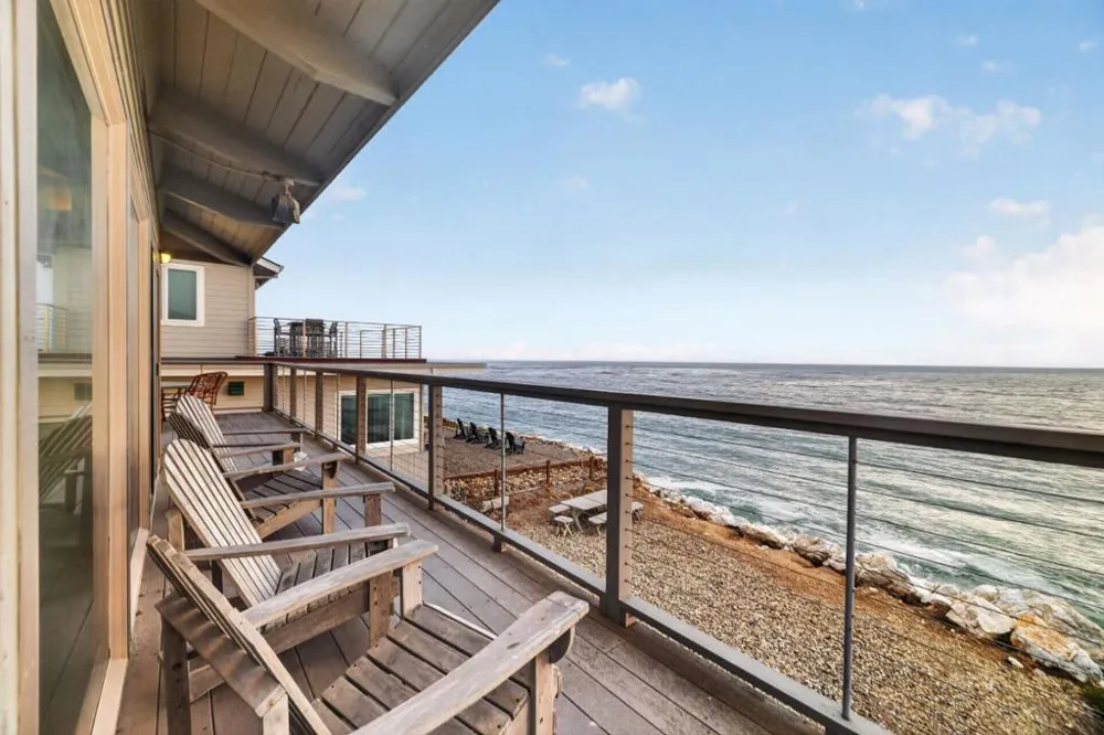 22800 E Cliff Drive Santa Cruz, CA 95062